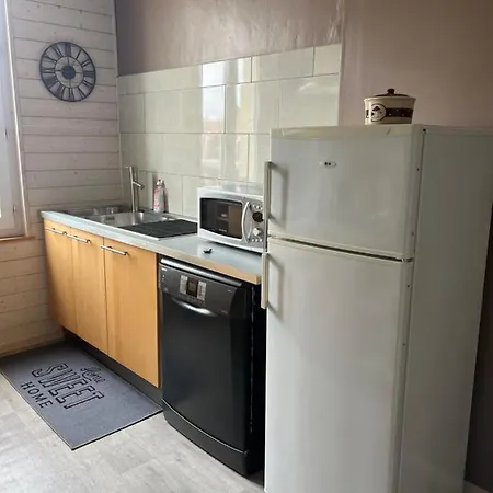 4 Personnes Classe 2 Etoiles Leboucq Laurent *